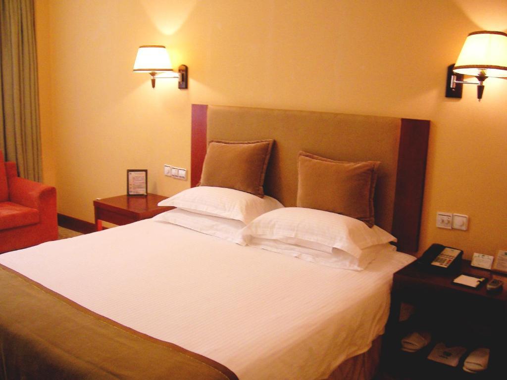 Taizhou Garden Hotel الغرفة الصورة
